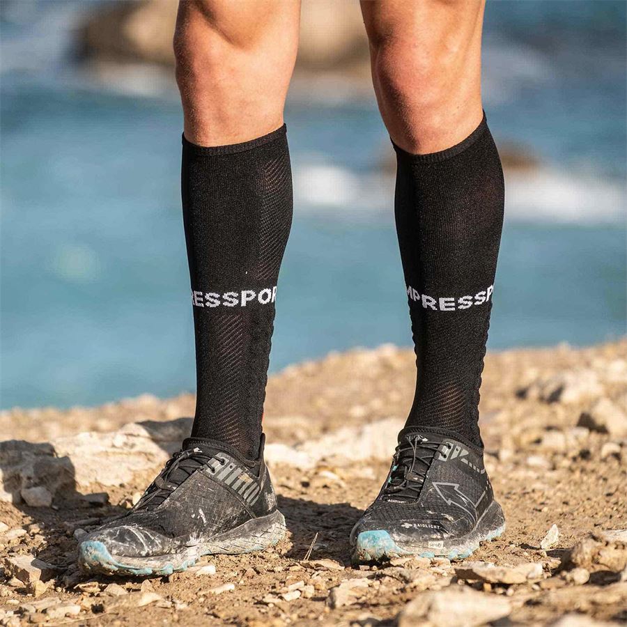 FULL SOCKS RUN Compressport | SU00004BBLACK