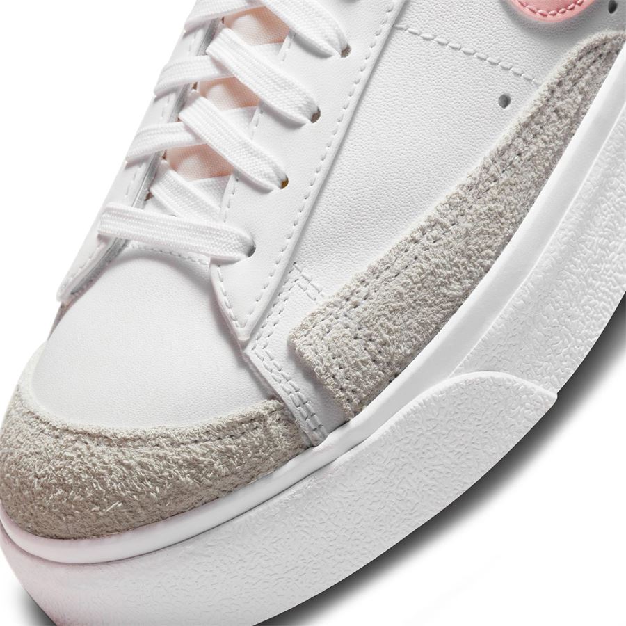 W BLAZER LOW PLATFORM Nike | DJ0292103