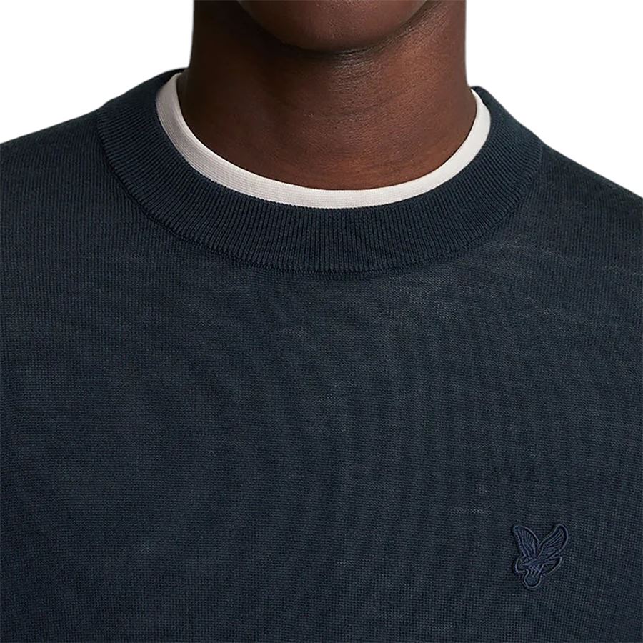 Tonal Eagle Merino Crew Neck Jumper Lyle & Scott | KN2121VCZ271