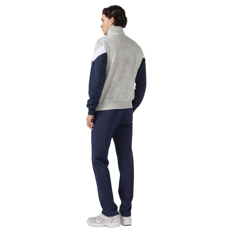  Champion | 221788EM021