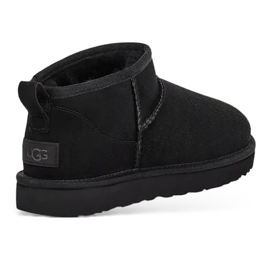 W Classic Ultra Mini stivale da donna Ugg | 1116109BLK