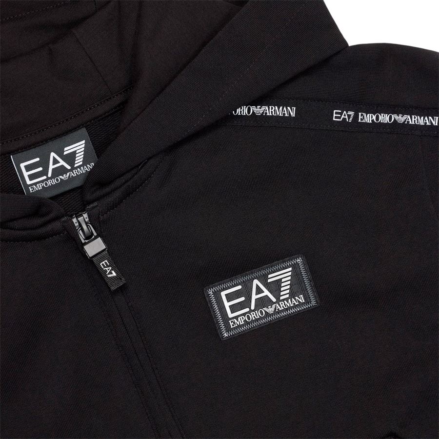  EA7 | 7M001038UC001